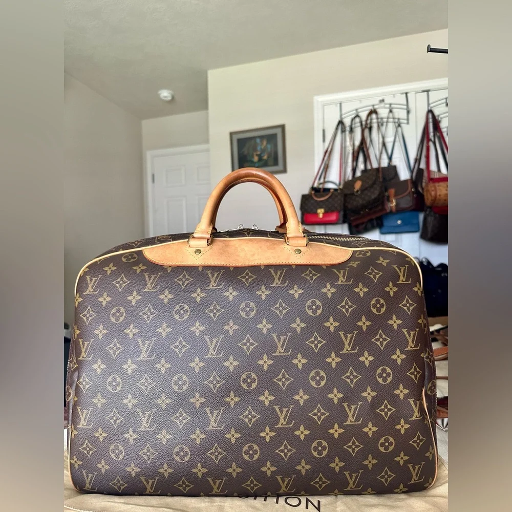 Louis Vuitton Monogram Alize 24h Travel Bag - Picture 3 of 16